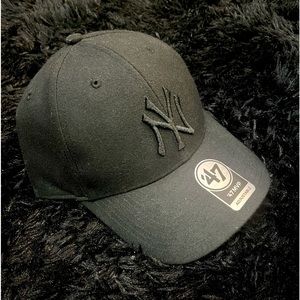 Adjustable Yankees baseball Hat (made in New York City)